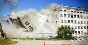 Suomen Tehopurku purkaa kaikenlaiset rakennukset kuten kerrostalot, rivitalot, liikehuoneistot, koulut ja muut vastaavat rakennukset.